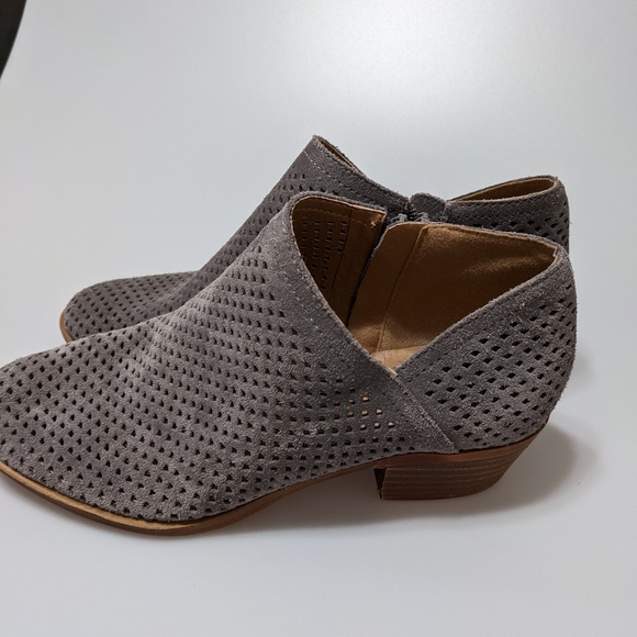 Lucky Brand Baylah 2 Perforated Bootie - Picture 5 of 6